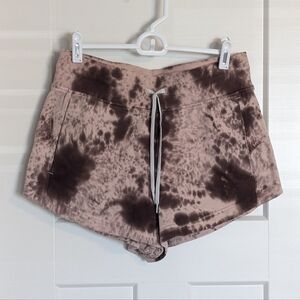 Lululemon Inner Glow 3" Cotton Shorts - Tie Dye French Press Brown sz 6